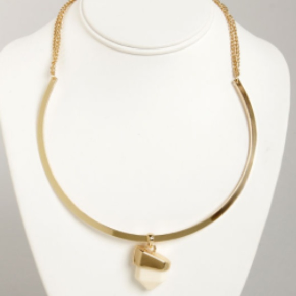 Lulus gold bib necklace with cream stone BRAND NEW - Picture 1 of 5
